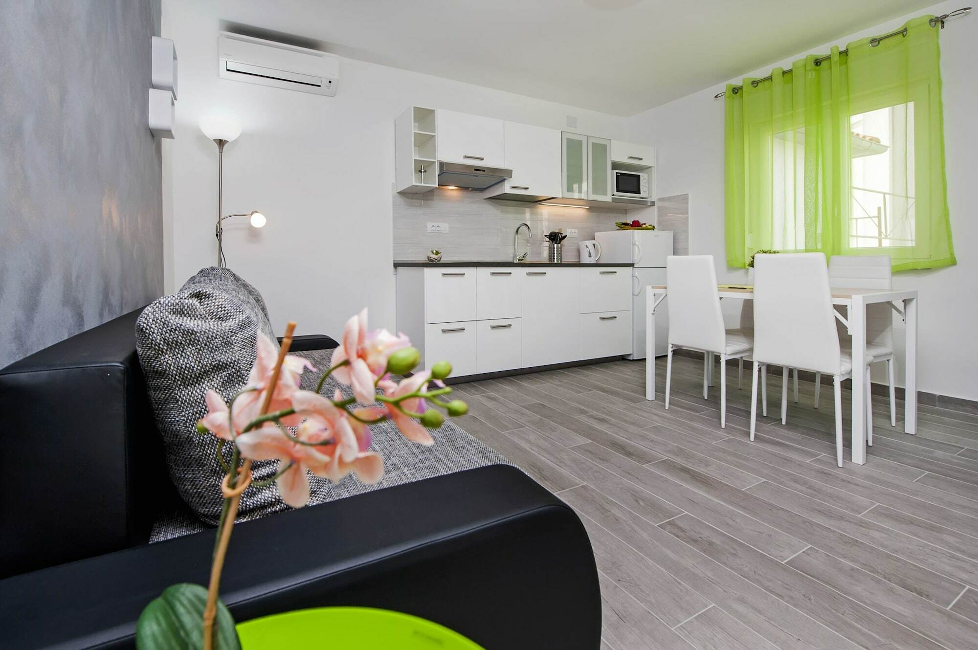 Apartment And Studio Tereza 罗维尼 外观 照片